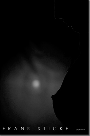 Silhouette von Christinas Brust