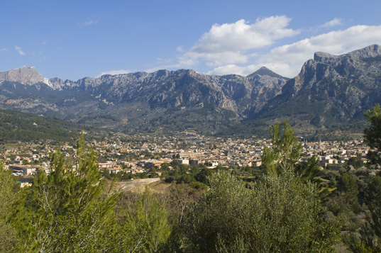 Deia-Soller